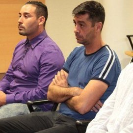 Los acusados de vender droga en una discoteca niegan que la cocaína encontrada fuera suya
