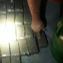 La patera arribada a Pechiguera traía 32 paquetes de hachís, once personas han sido detenidas