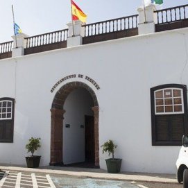 Fachada del Ayuntamiento de Teguise