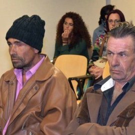 Los dos acusados de apalear al perro King aceptan una condena de tres meses y un día de prisión