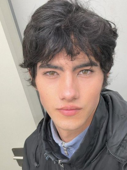 El modelo lanzaroteño, Lonan Anthony