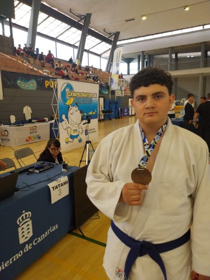 Los judocas del Club de Judo Costa Teguise en el campeonato