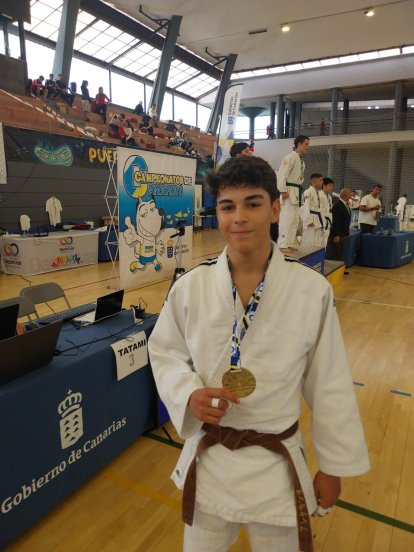 Los judocas del Club de Judo Costa Teguise en el campeonato