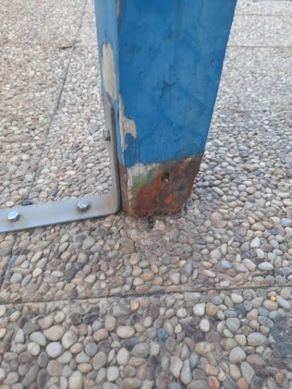 Elementos deteriorados en Arrecife. 