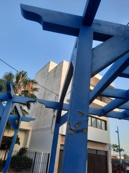 Elementos deteriorados en Arrecife. 