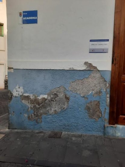 Elementos deteriorados en Arrecife. 