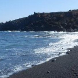 El cuerpo hallado en la playa de la Madera pertenece a un hombre de 56 años y de nacionalidad española