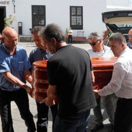 Familia y amigos despiden al joven folklorista Doramas Padrón, fallecido a los 18 años