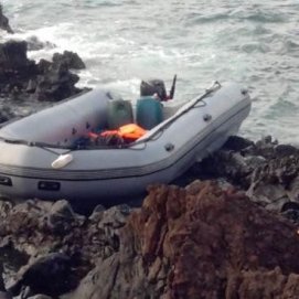 La Guardia Civil localiza a otros dos inmigrantes de las embarcaciones llegadas a las costas de Haría