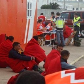 Dos años y medio de cárcel para dos patrones de una patera que llegó a Lanzarote con 29 inmigrantes