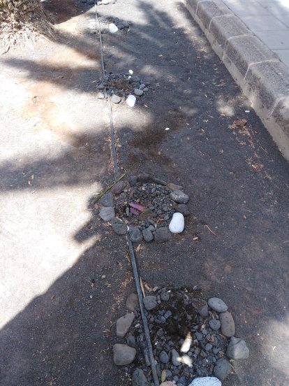 El jardín destrozado en el barrio de Titerroy