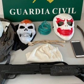 La víctima de dos asaltos en una vivienda de Tahíche también fue detenida al hallarse marihuana en la casa