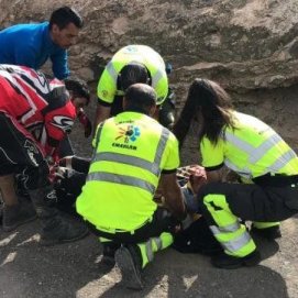 Herido un joven de 28 años tras caer con su quad en la carretera de Las Laderas en Teguise