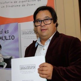 Braulio Betancort emociona con su historia de superación en la Casa de la Cultura de Arrecife