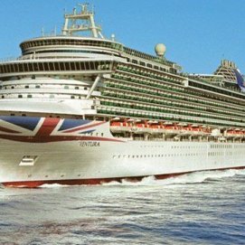 Un crucero queda a la deriva cuando navegaba de Tenerife a Lanzarote