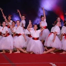 El Club de Gimnasia Isla Lanzarote celebró su XX aniversario con el espectáculo "Un mundo fantástico"