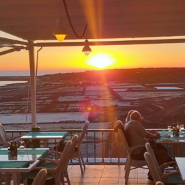 Celebra el Día de Canarias en el Mirador de Las Salinas
