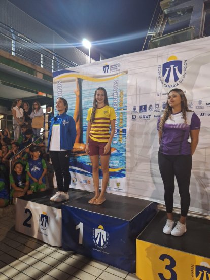El CD de Natación Pingüinos de Arrecife arrasa en el Campeonato Regional de Natación Artística