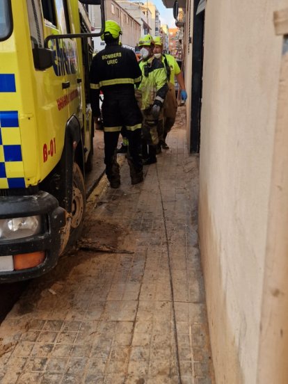 Emerlan continúa ofreciendo su ayuda a los afectados por la DANA en Valencia