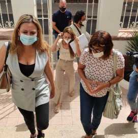 Visita de la presidenta del Cabildo a la casa de la calle Fajardo