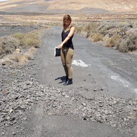 Jenifer Galán, en la carretera de El Mojón a Guatiza