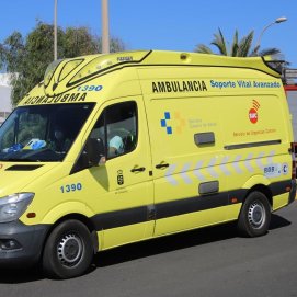 Ambulancia de soporte vital avanzado del Servicio de Urgencias Canario (archivo)