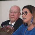 Carlos Manrique junto a la alcaldesa, Astrid Pérez