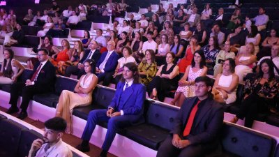 Graduación de Turismo de la EUTL XVI Promoción. Foto: La Voz