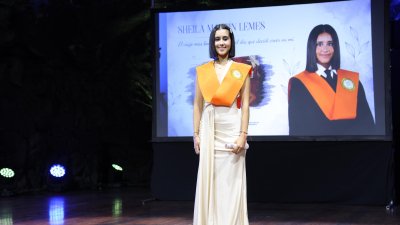 Graduación de Turismo de la EUTL XVI Promoción. Foto: La Voz