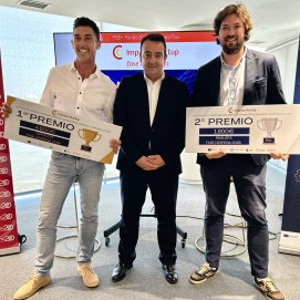 José Valle y los galardonados por la Cámara de Comercio de Lanzarote y La Graciosa.