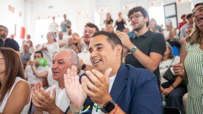 Yoné Caraballo durante la Convención IslaHogar.