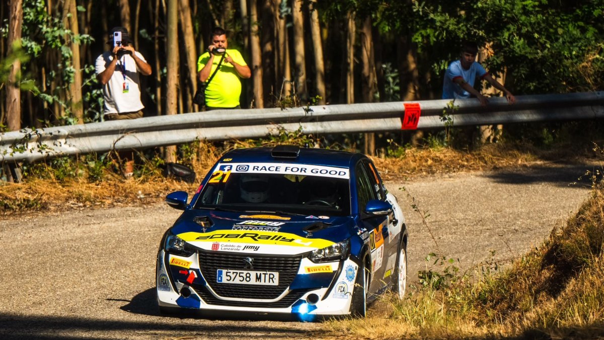 Javier Cañada y Aday Ortiz.