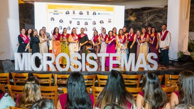 45 años y 140 nuevos titulados en el CIFP Microsistemas 17
