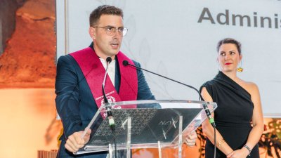 45 años y 140 nuevos titulados en el CIFP Microsistemas 27