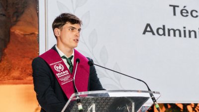 45 años y 140 nuevos titulados en el CIFP Microsistemas 30
