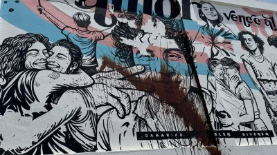 Mural vandalizado en San Bartolomé (Imagen: Javier Navarro)