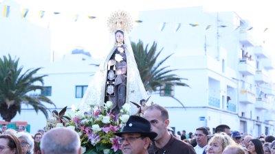 Procesión del Carmen en Valterra. Foto: La Voz