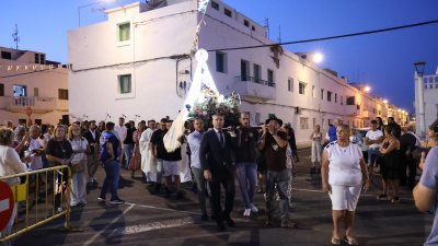 Procesión del Carmen en Valterra. Foto: La Voz