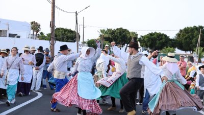 ROMERIA  SANTIAGO APOSTOL TAHICHE  (60)