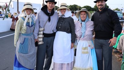 ROMERIA  SANTIAGO APOSTOL TAHICHE  (63)