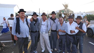 ROMERIA  SANTIAGO APOSTOL TAHICHE  (66)