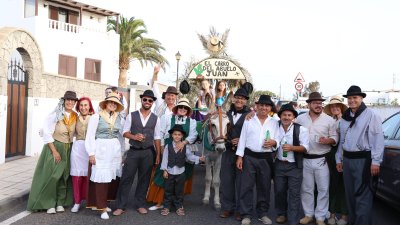 ROMERIA  SANTIAGO APOSTOL TAHICHE  (71)