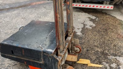 Transpaleta eléctrica 