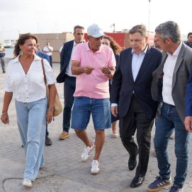 Encuentro de pescadores de La Graciosa con las autoridades.