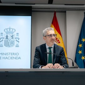El ministro de Hacienda Arcadi España