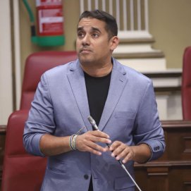 Yoné Caraballo en una intervención parlamentaria (1)