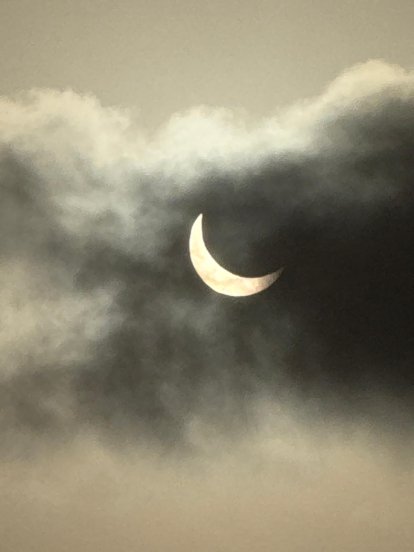 Aglomeraciones de personas para ver el eclipse en Lanzarote. Fotos: Rafael Vargas.