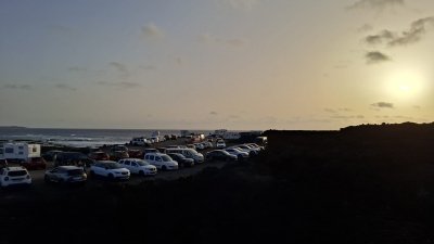 Aglomeraciones de personas para ver el eclipse en Lanzarote. Fotos: Cedidas.