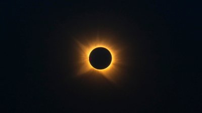Eclipse en Valladolid. Foto: Gustavo Medina
