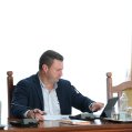 Óscar Noda en el pleno del Cabildo de Lanzarote.